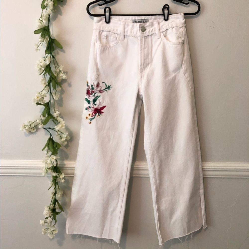 ZARA white denim jeans
